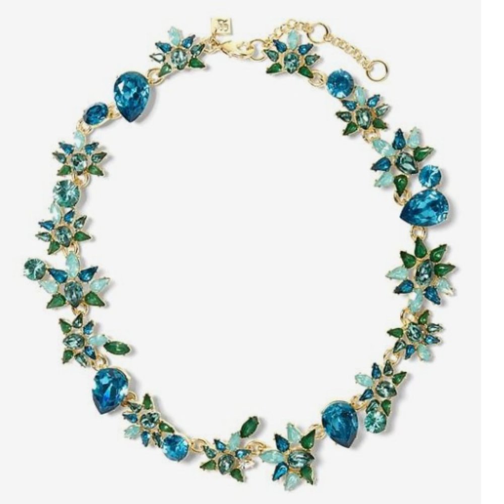 Banana Republic gemstone cool water necklace 💎